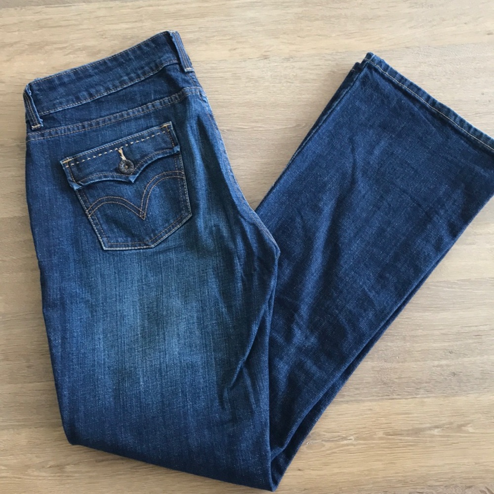 Levi's Jeans, Slender Boot Cut, Size 10M